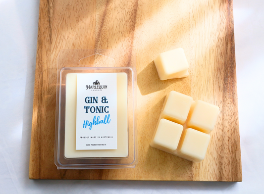 "Gin and Tonic Highball" A clam shell package of soy wax melts, divided into easy-to-use cubes